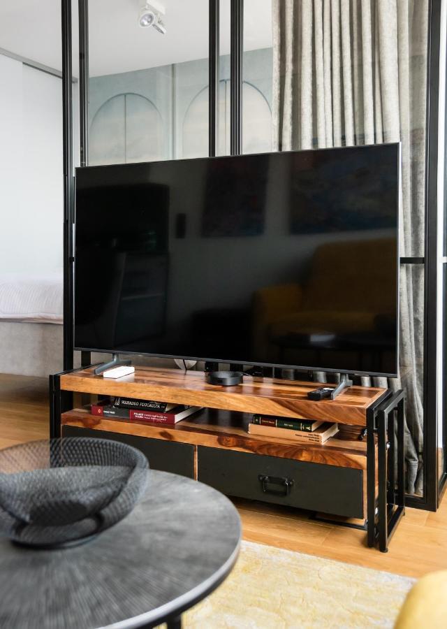 Central Panorama Apartment Chmielna 35 Warszawa Exteriör bild